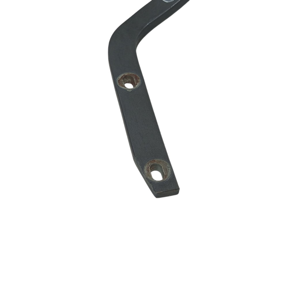 Braço Direito Tampa Traseira Chevrolet Gm Vectra 1993 A 1996 2