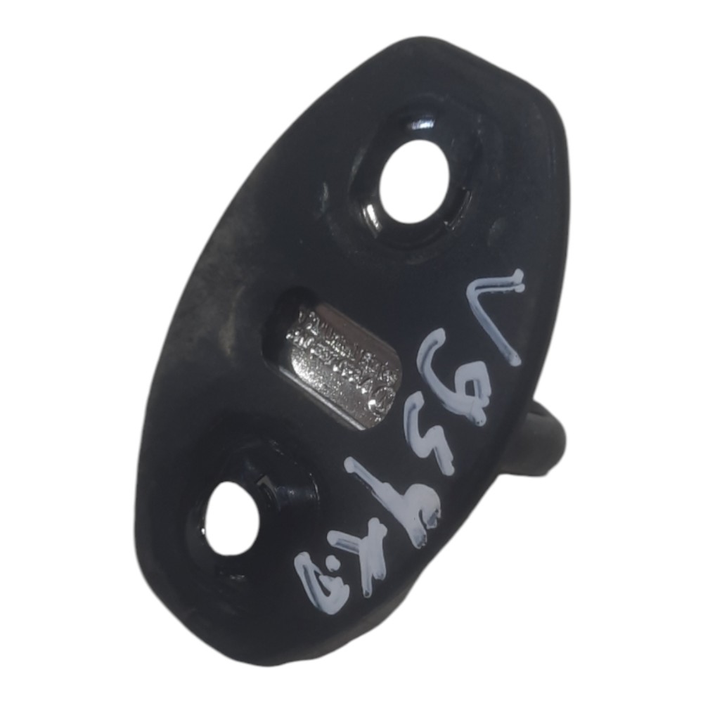 Batente Porta Traseira Direita Vw Jetta 2011 2012 2013 A 17 5
