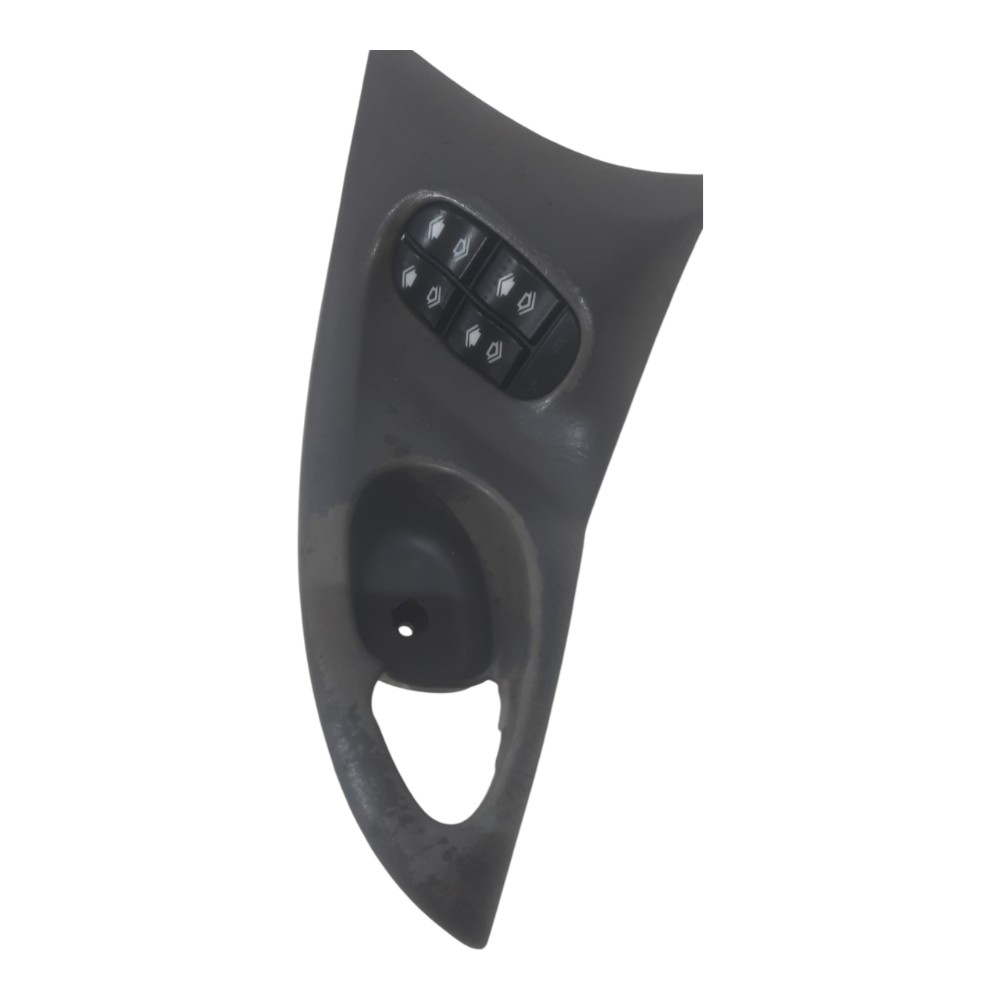 Moldura Maçaneta Esquerda Botões Ford Focus 2001 A 2008 2