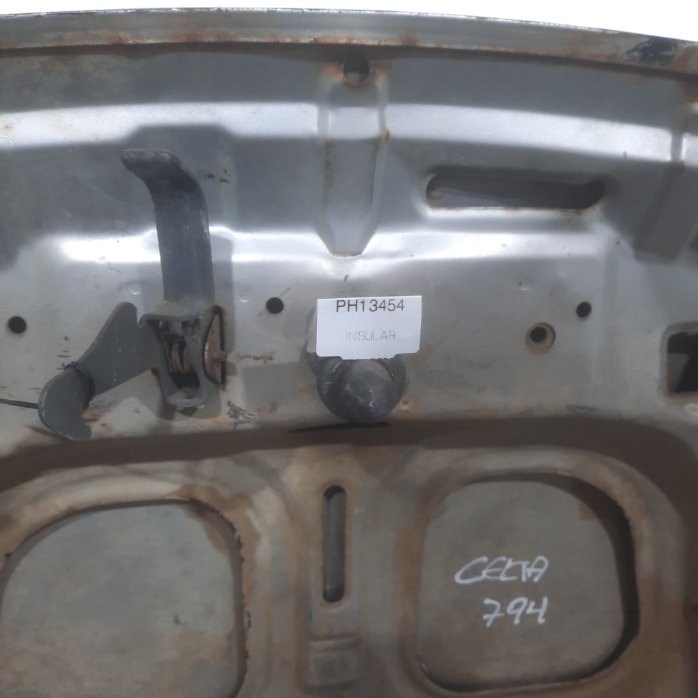 Capô Dianteiro Chevrolet Celta 99 2000 2001 A 2006 Detalhes 7