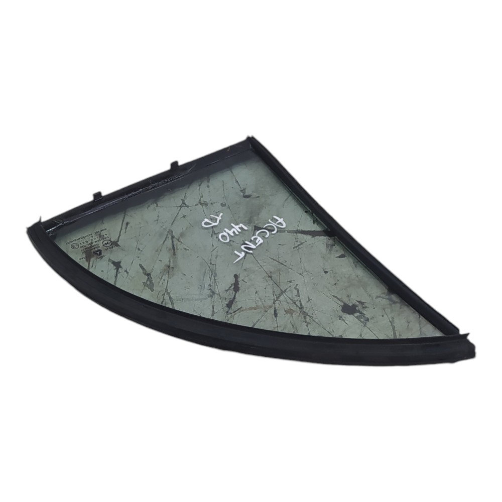Vidro traseiro direito accent 440 kd1 4