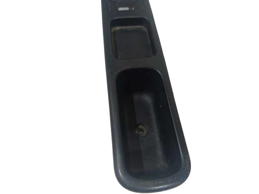 Moldura Comando Vidro Elétrico Botao Peugeot 307 2003 A 2011 2