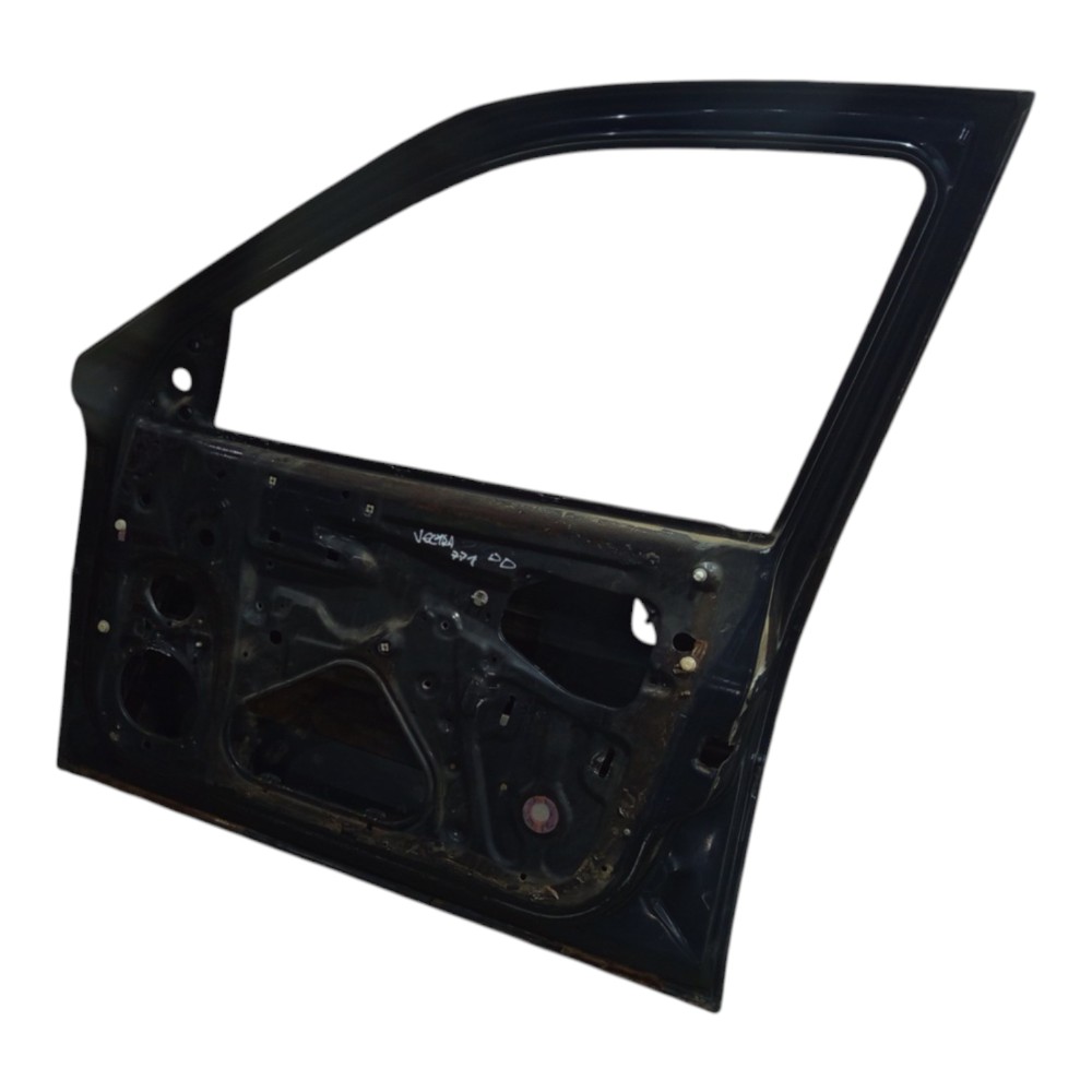 Porta Dianteira Direita Gm Chevrolet Vectra 1996 A 2005  Dianteira Direita 8