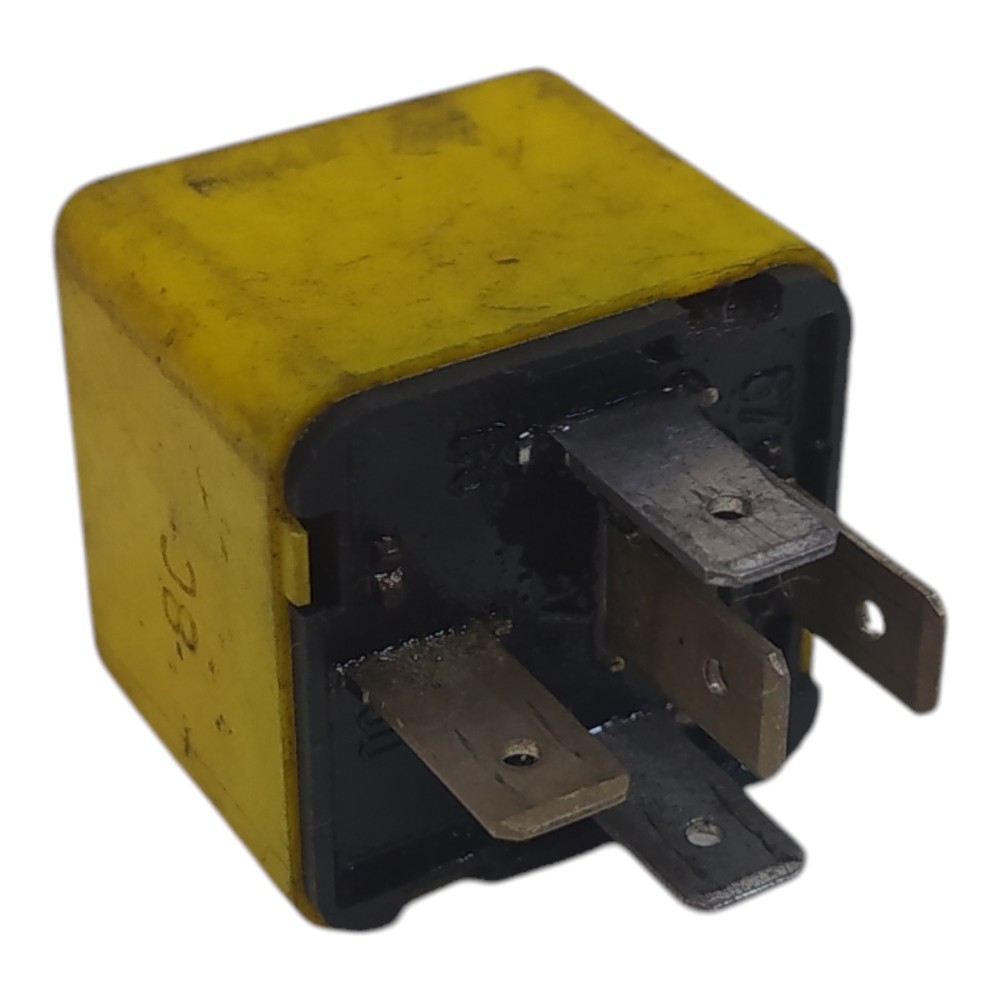 Rele Ar Condicionado Fiat Uno 82461739 A727520 3