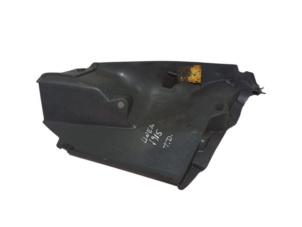 Moldura Coluna Inferior Direita Fiat Linea 2008 A 2014 4