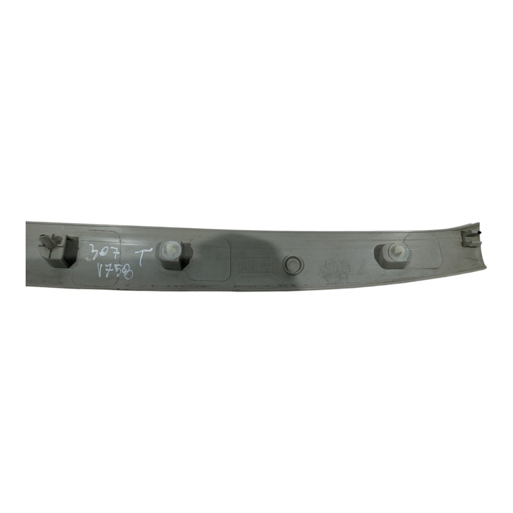 Moldura Porta Malas Peugeot 307 2007 2008 2009 2010 A 2012 2