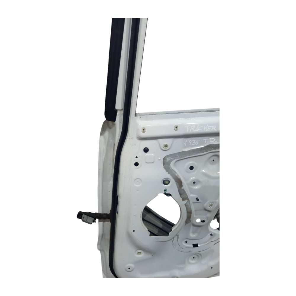 Porta Traseira Direita Chevrolet Tracker 2021 A 2024 Traseira Direito Branco 4
