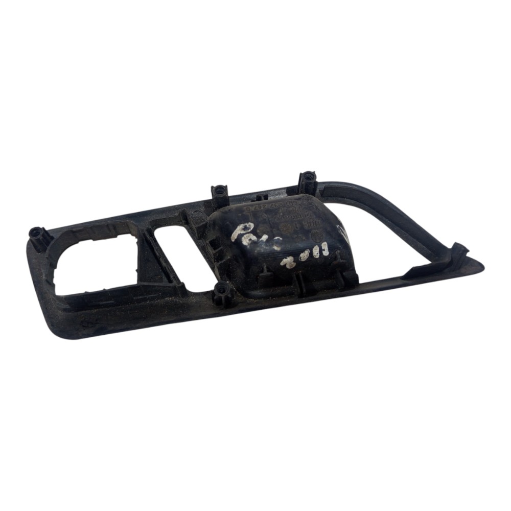 Moldura Maçaneta Interna Dianteira Vw Polo 2007 A 2011 Preto Dianteira 6