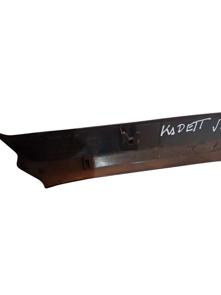 Acabamento Coluna Lado  Parabrisa Kadett 1996 A 1998 2
