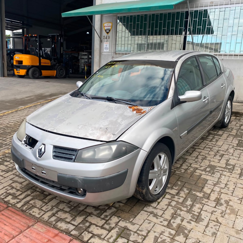 SUCATA Renault Megane Dynamique 1.6 16v Flex 115cv K4M 2009 2