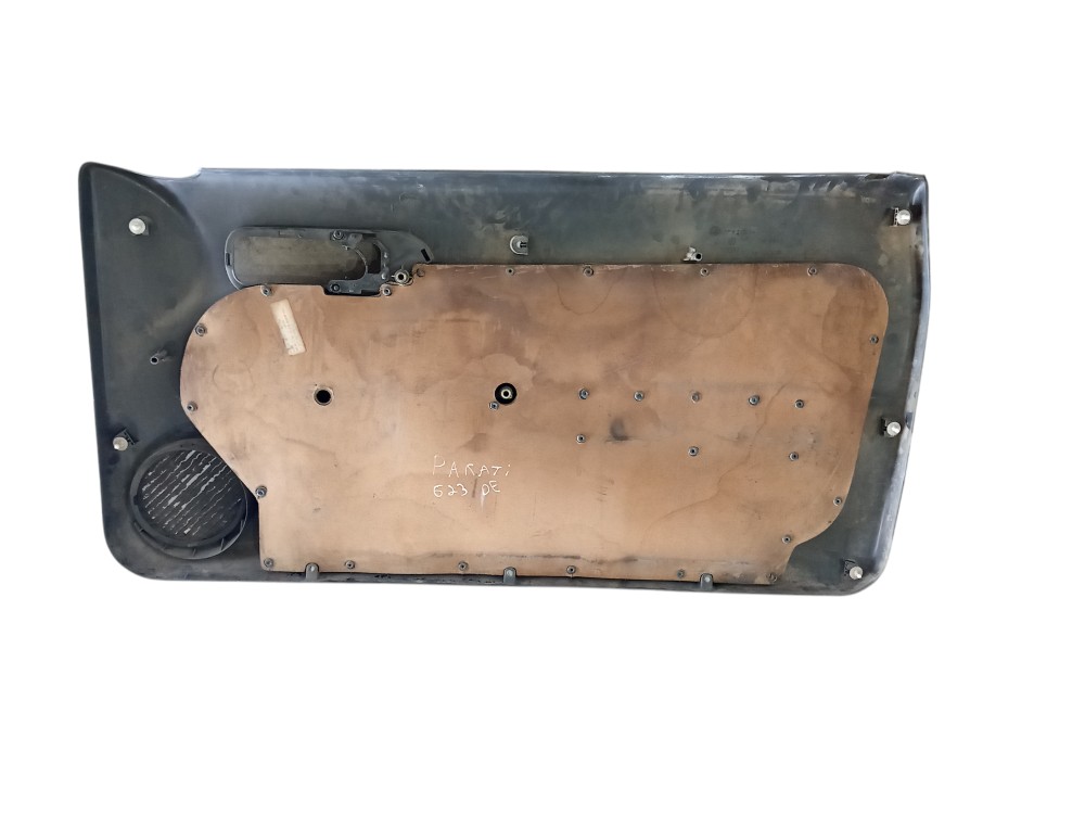 Acabamento Porta Dianteira Direita Vw Parati 1995 A 2005 4