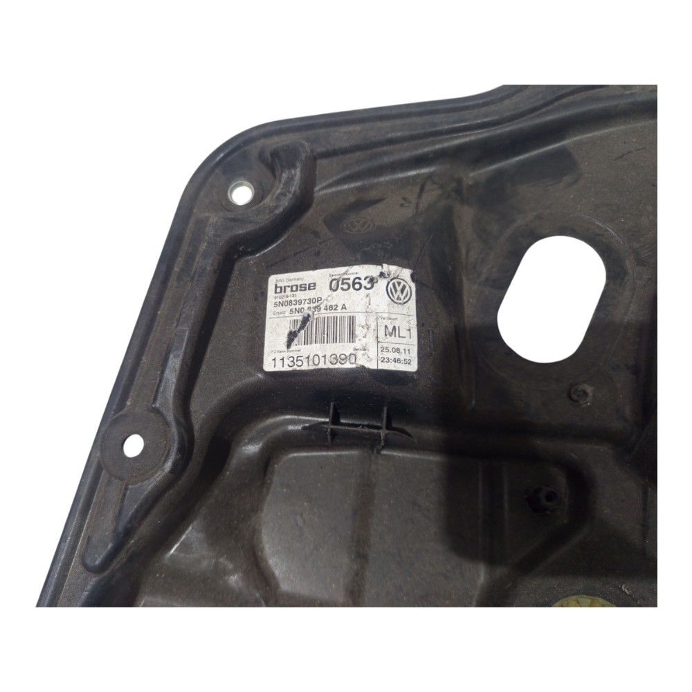 Máquina Vidro Traseiro Direito Volkswagen Tiguan 2007 A 2015 Preto 2