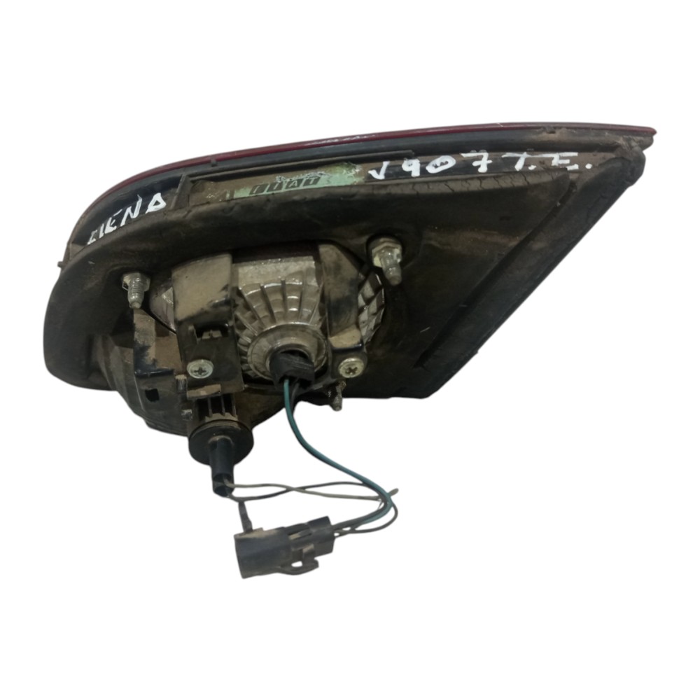Lantera Traseira Esquerda Porta Malas Fiat Siena 2009 A 2016 Esquerdo/motorista 3