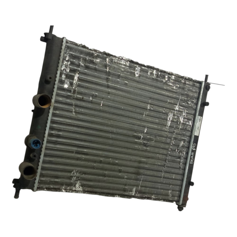 Radiador Agua Fiat Brava 1.6 16v 1998 1999 2000 2001 A 2003 2