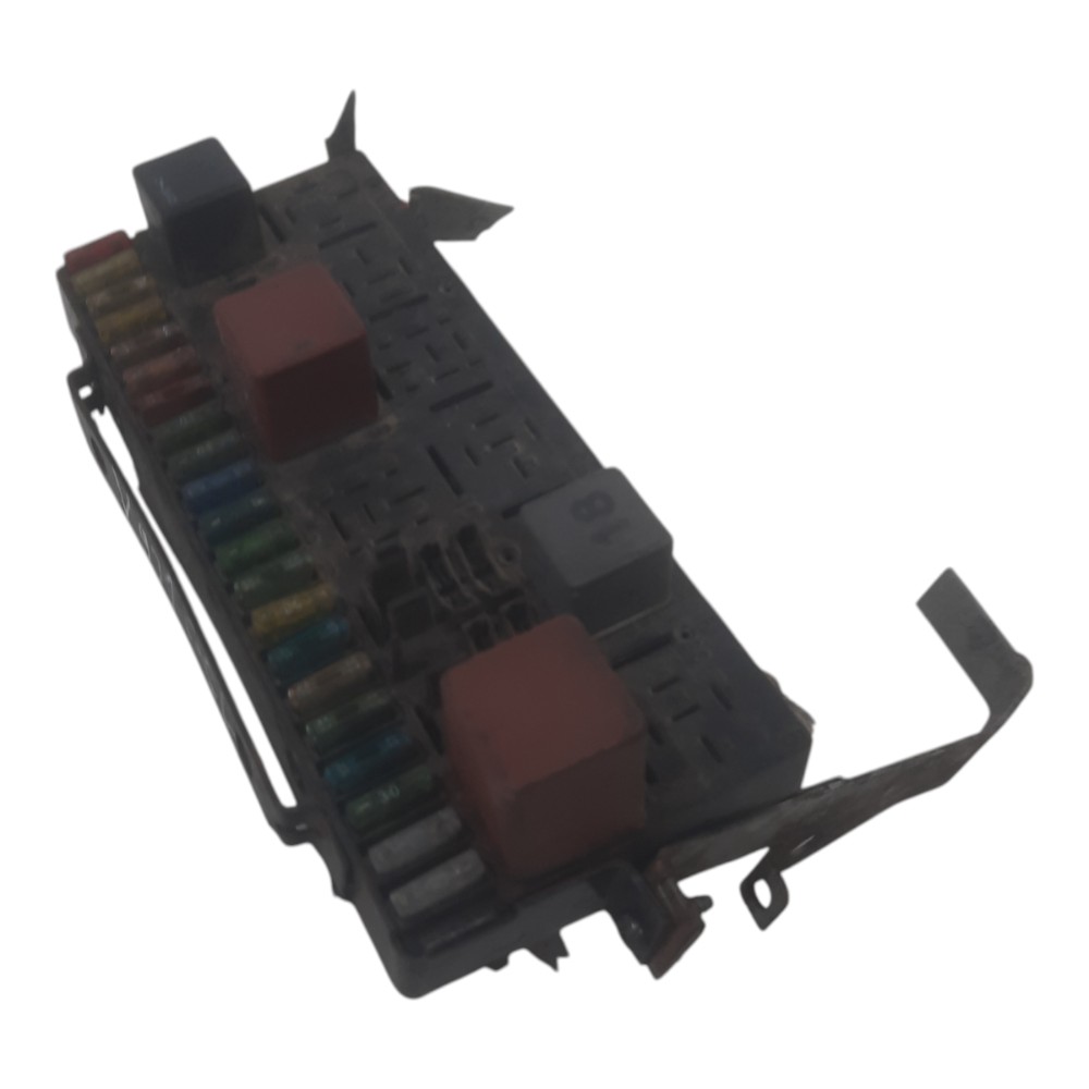 Caixa Fusível Vw Gol Parati 88 90 94 96 99 2000 A 2006 1