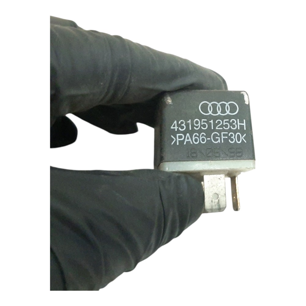 Rele Auxiliar Audi A4 1995 1996 A 1999 431951253h Pa66gf30 5