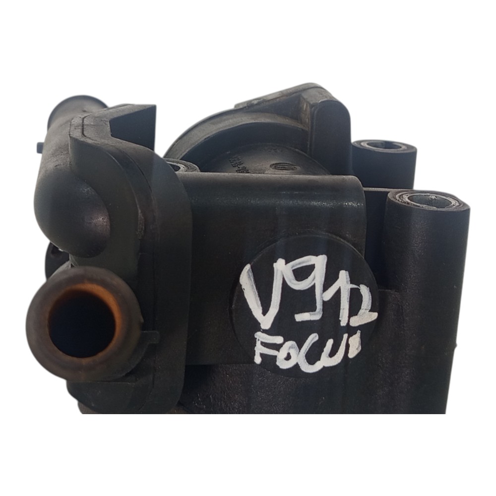 Carcaça Válvula Termostática Ford Focus 2.0 2000 01 A 2008 7