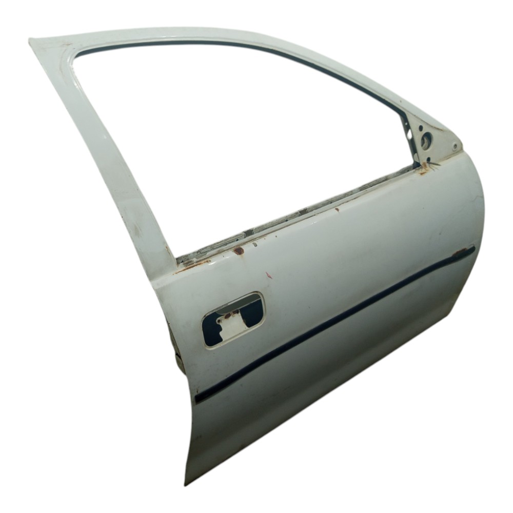 Porta Dianteira Direita Gm Chevrolet Corsa 1996 1997 A 2000 Dianteira Direita 4