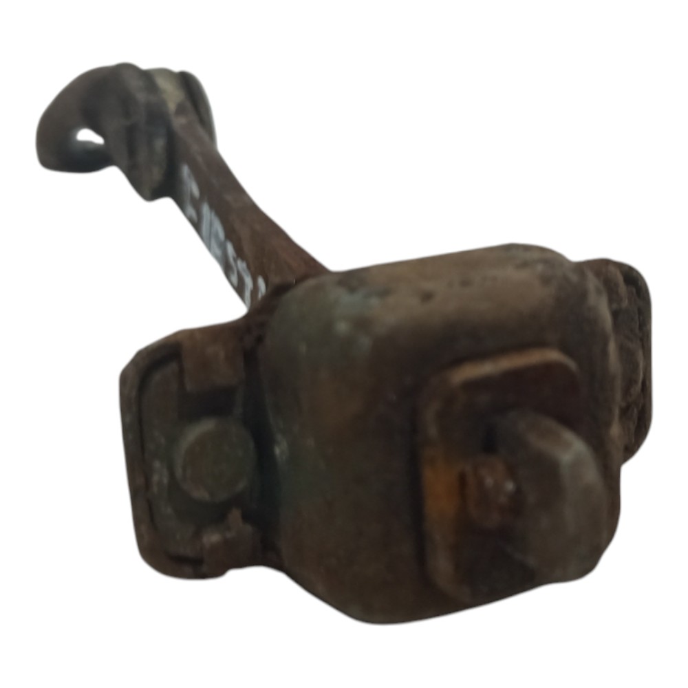 Limitador Traseiro Esquerdo Ford Fiesta 1996 1997 A 2002 6