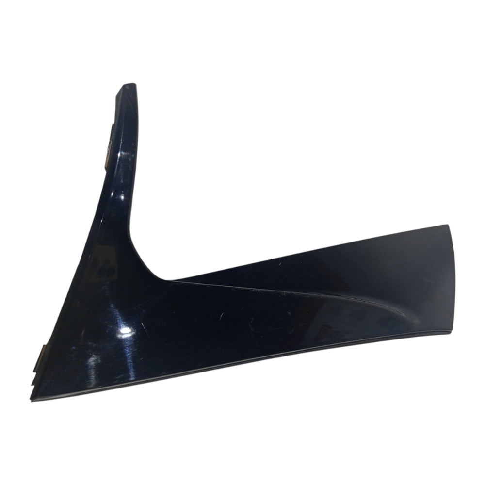 Acabamento Aplique Aerofólio Tras Esq Gm Tracker 2020 A 2024 7