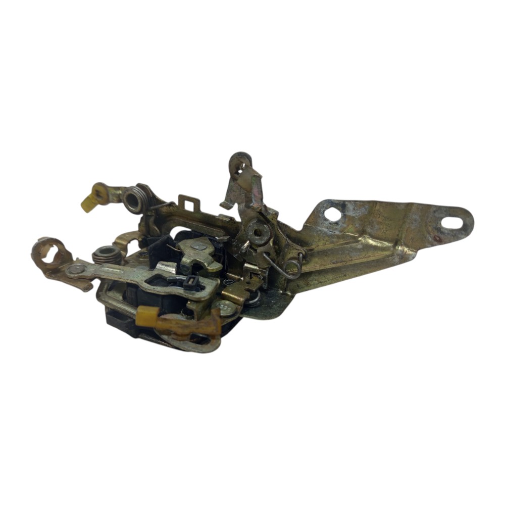 Fechadura Dianteira Direita Gm Chevrolet Corsa 1995 A 2002 1