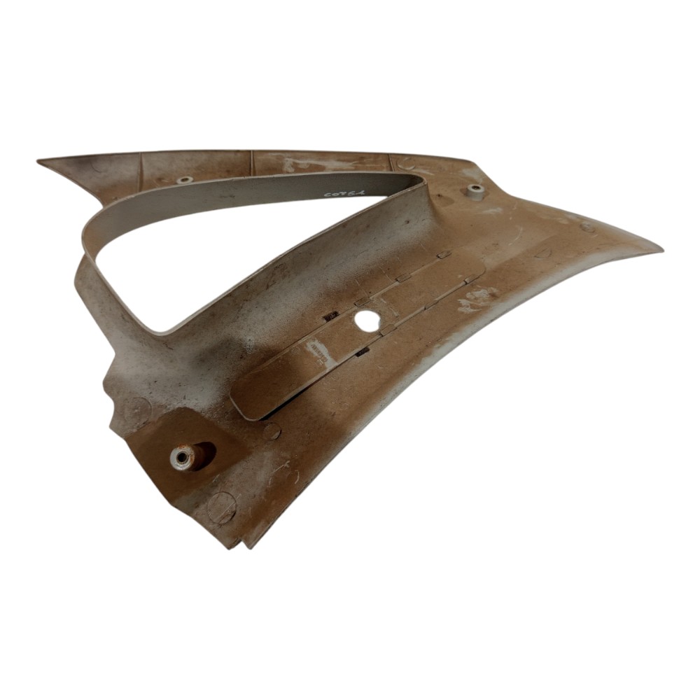 Moldura Coluna Traseira Direita Gm Corsa 2000 2001 A 2012 6