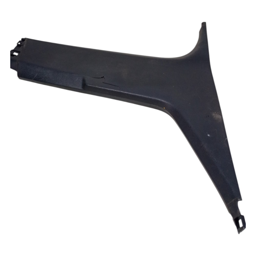 Moldura Coluna Direita Peugeot 308 2011 A 2019 Avaria 1