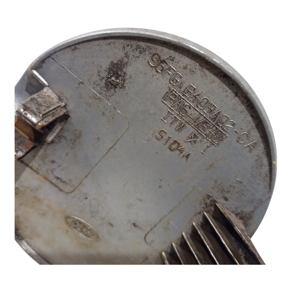 Tampa Portinhola Tanque Combustível Ford Fiesta 1996 A 2002 Prata 1998 8