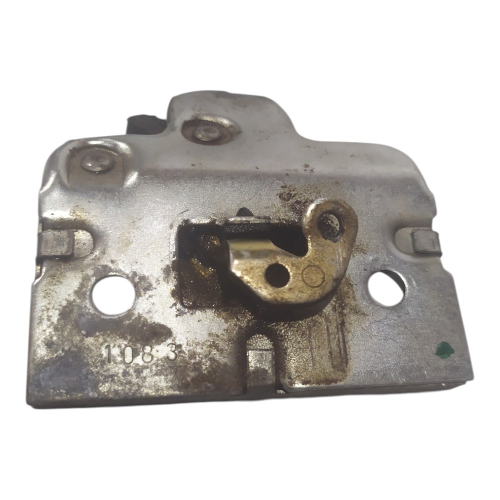 Fechadura Tampa Traseiro Porta Gm Classic Corsa 1999 A 1999 4