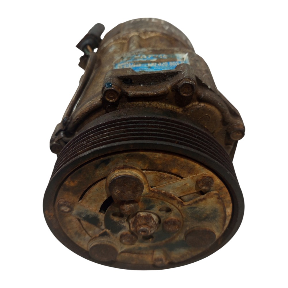 Compressor Ar Cond Vw Golf 1.6 8v 06 A 10 Pra Retirar Peças 5