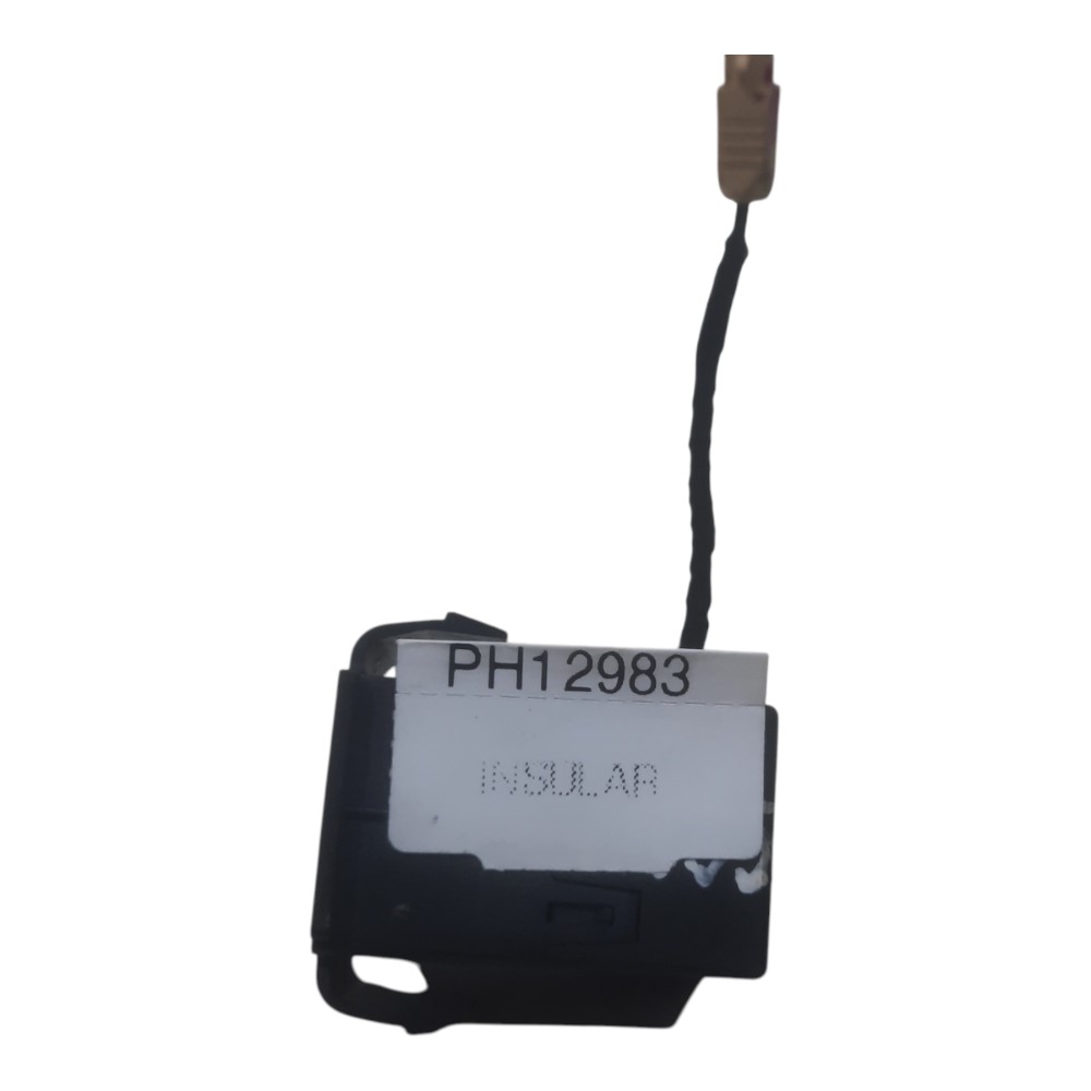 Antena Amplificador Chevrolet Tracker 2020 A 2024 8
