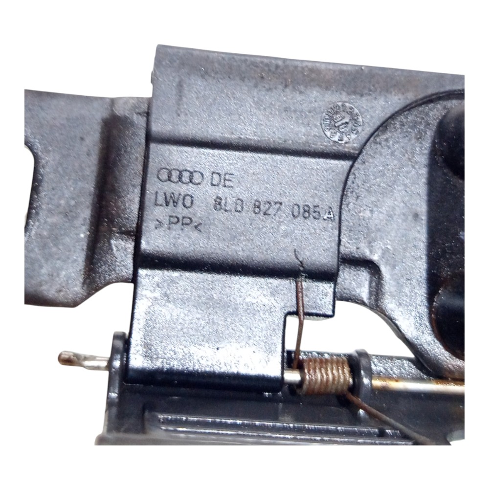 Batente Porta Malas Audi A3 2000 2001 A 2006 Detalhe 9