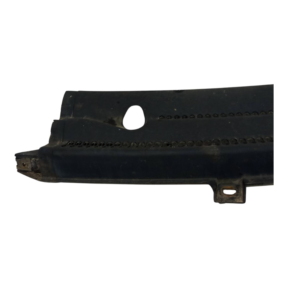 Moldura Churrasqueira Esquerdo Gm Corsa 1994 1995 96 A 2002 6