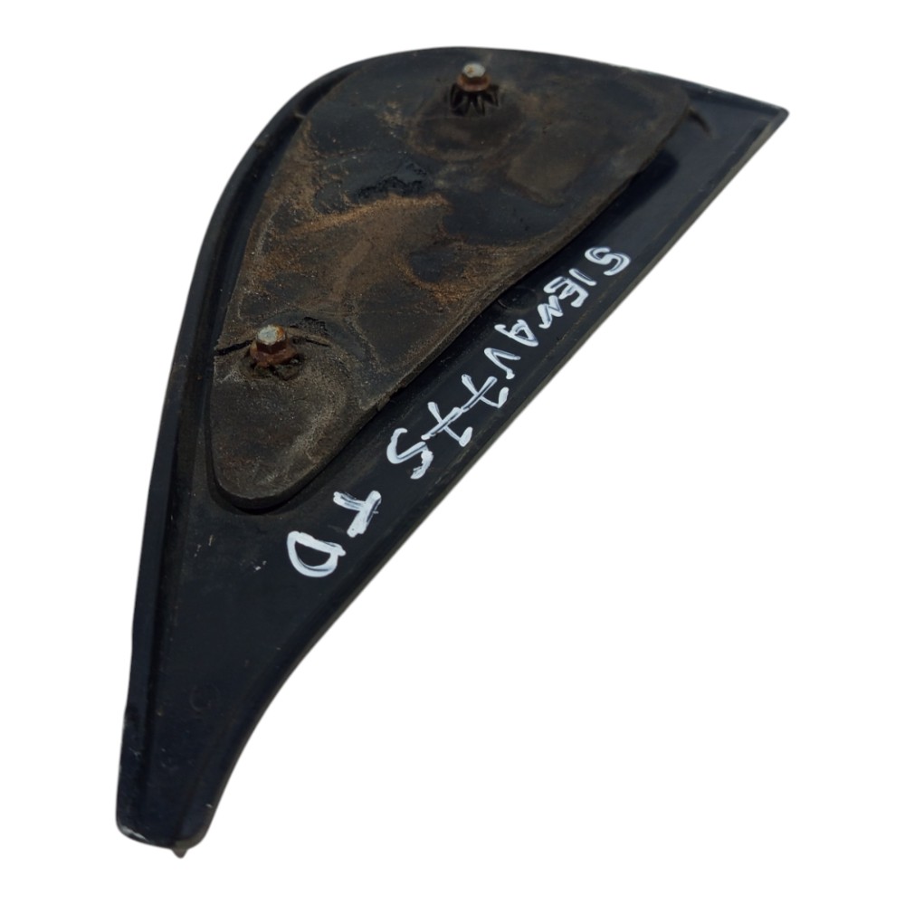 Moldura Externa Porta Traseira Direita Fiat Siena 1996 A 00 6