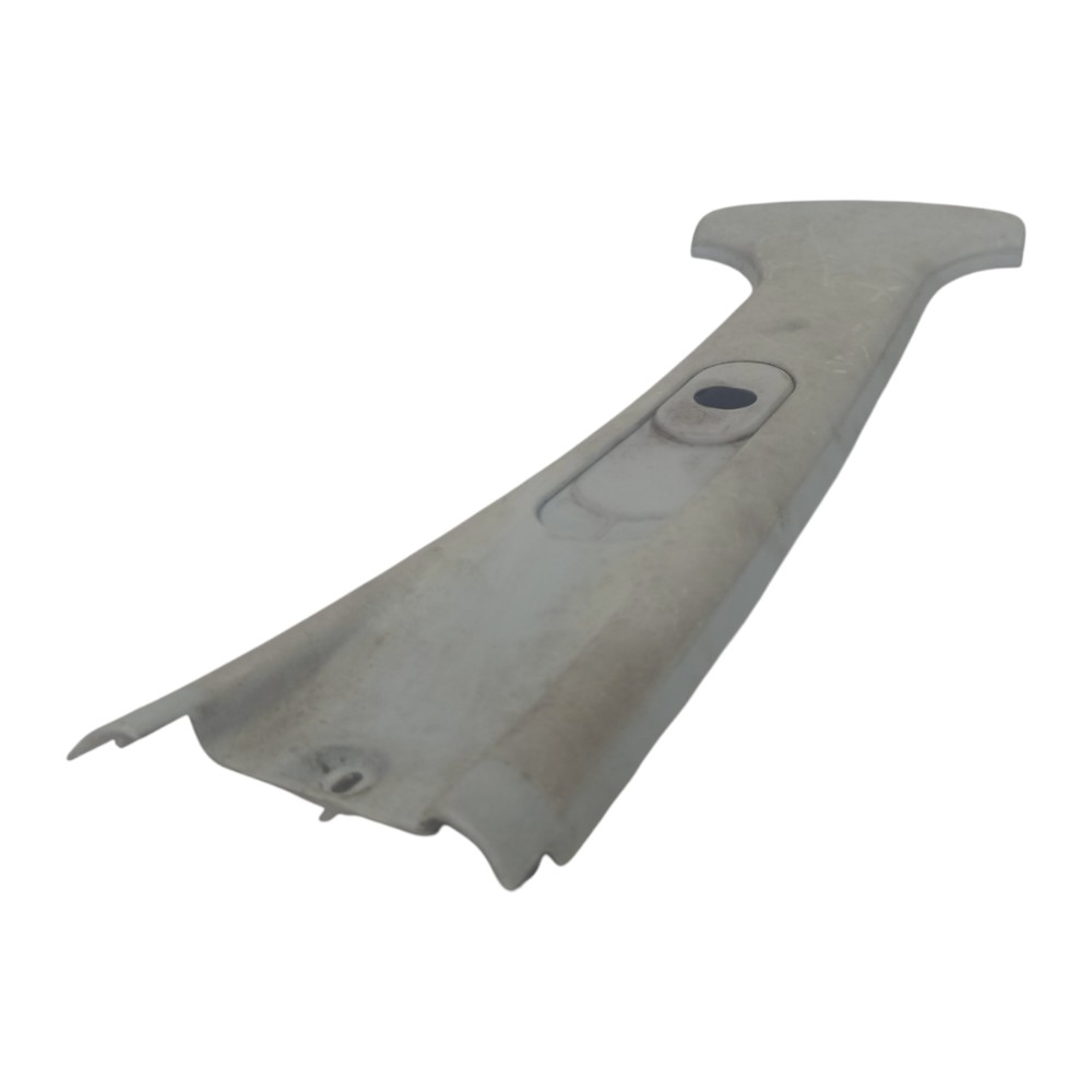 Moldura Coluna Central Sup Direita Vw Gol G3 4p 1999 A 2005 9