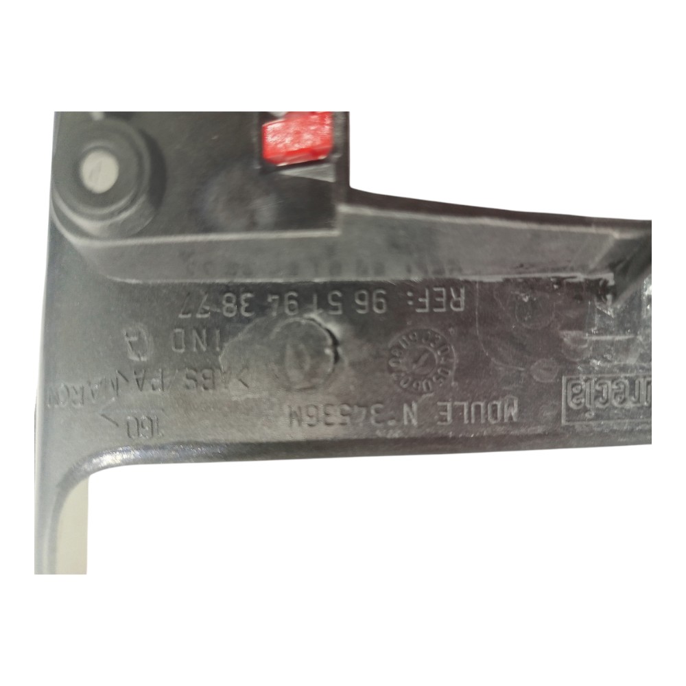 Moldura Central Inferior Painel Peugeot 307 2002 2003 A 2012 4