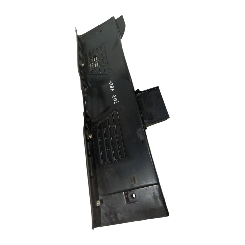 Moldura Tampa Traseira Peugeot 307 2005 2006 2007 A 2009 5