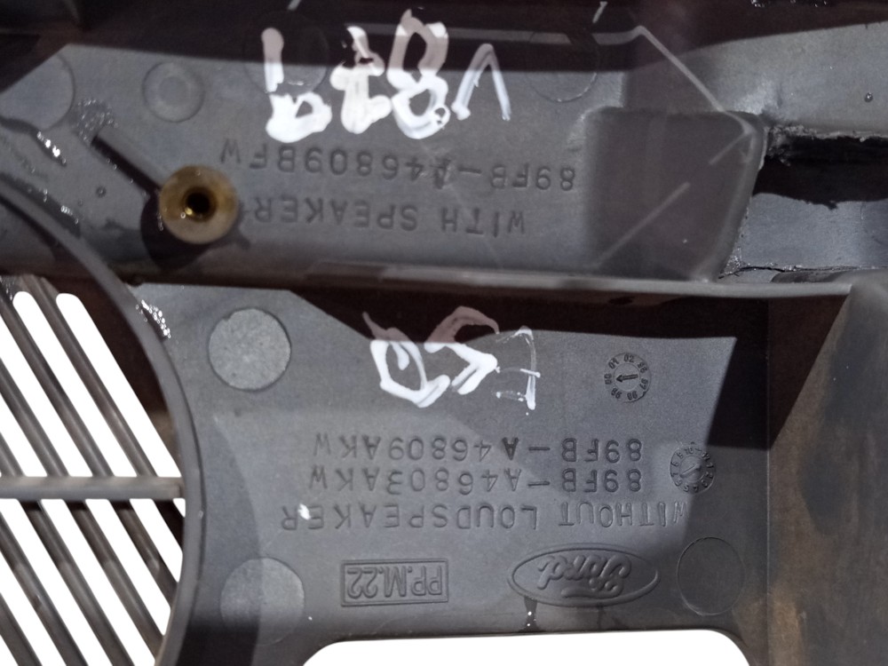 Suporte Bagagito Esquerdo Ford Fiesta 1996 1997 1998 A 2001 3