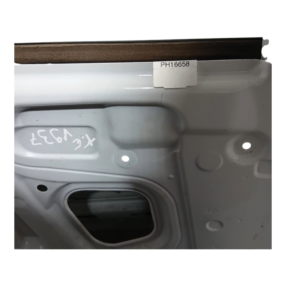 Porta Traseira Esquerda Hyundai Creta 2017 A 2021 Detalhe Traseira Esquerdo 9
