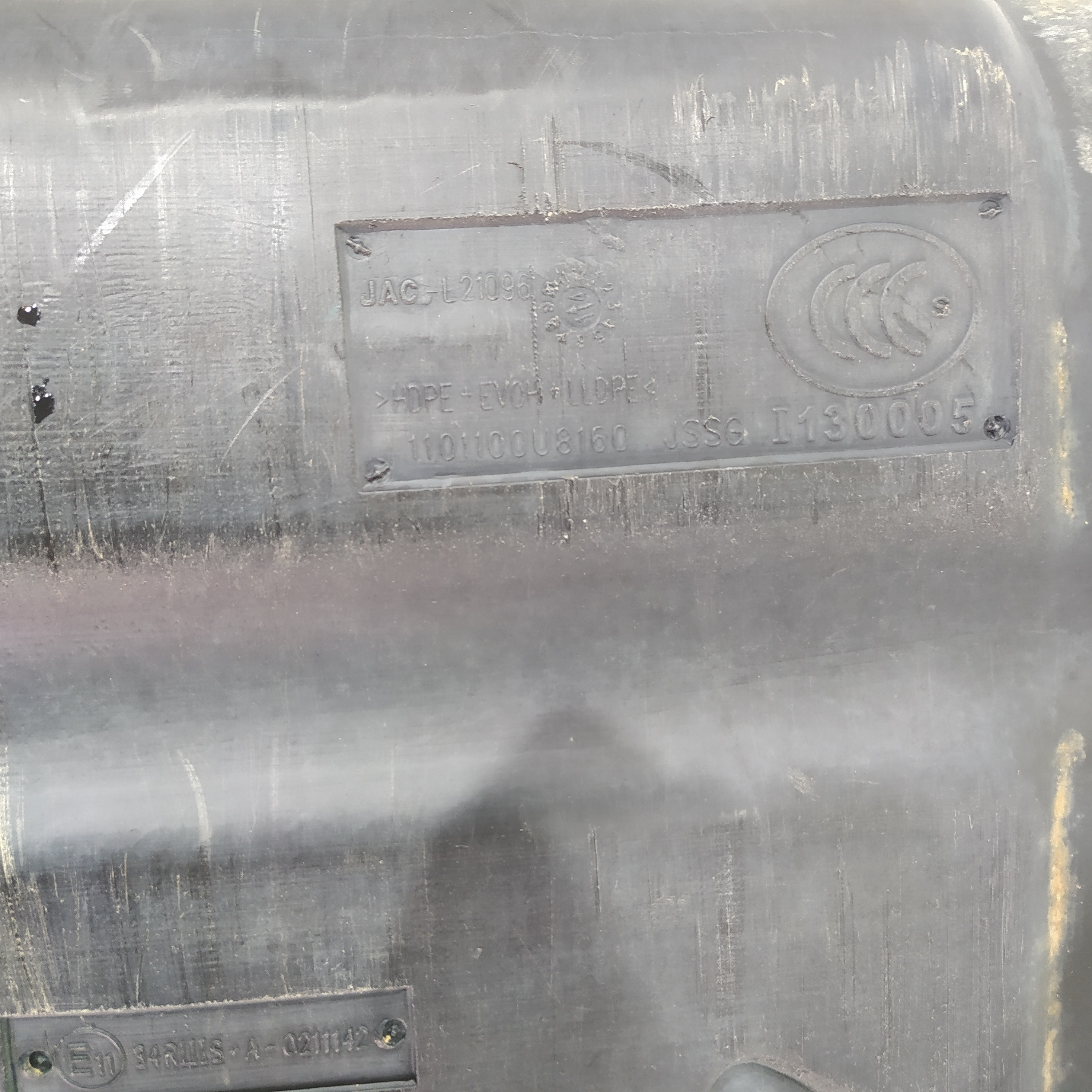 Tanque Combustível Jac J3 Turin 2010 A 2015 1101100u8160 8