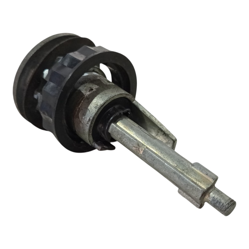 Cilindro Miolo Tampa Porta Malas Ford Fiesta 1996 A 2002 7