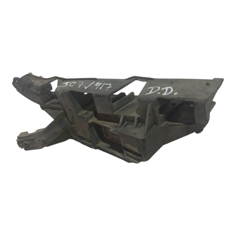 Suporte Guia Direito Para-choque Dianteiro Peugeot 307 02/12 4