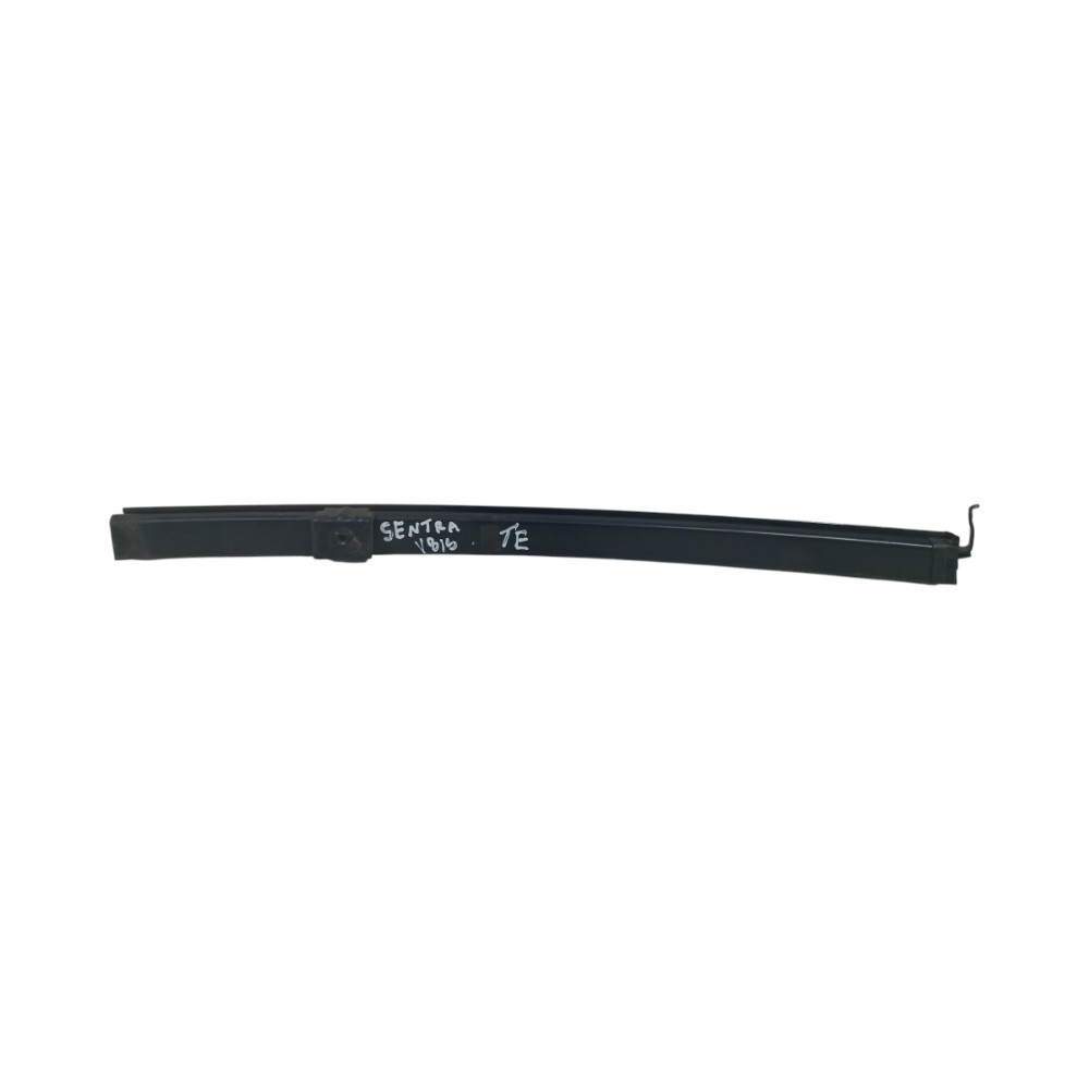 Guia Canaleta Vidro Tras Esquerdo Nissan Sentra 2007 A 2013 Preto 2