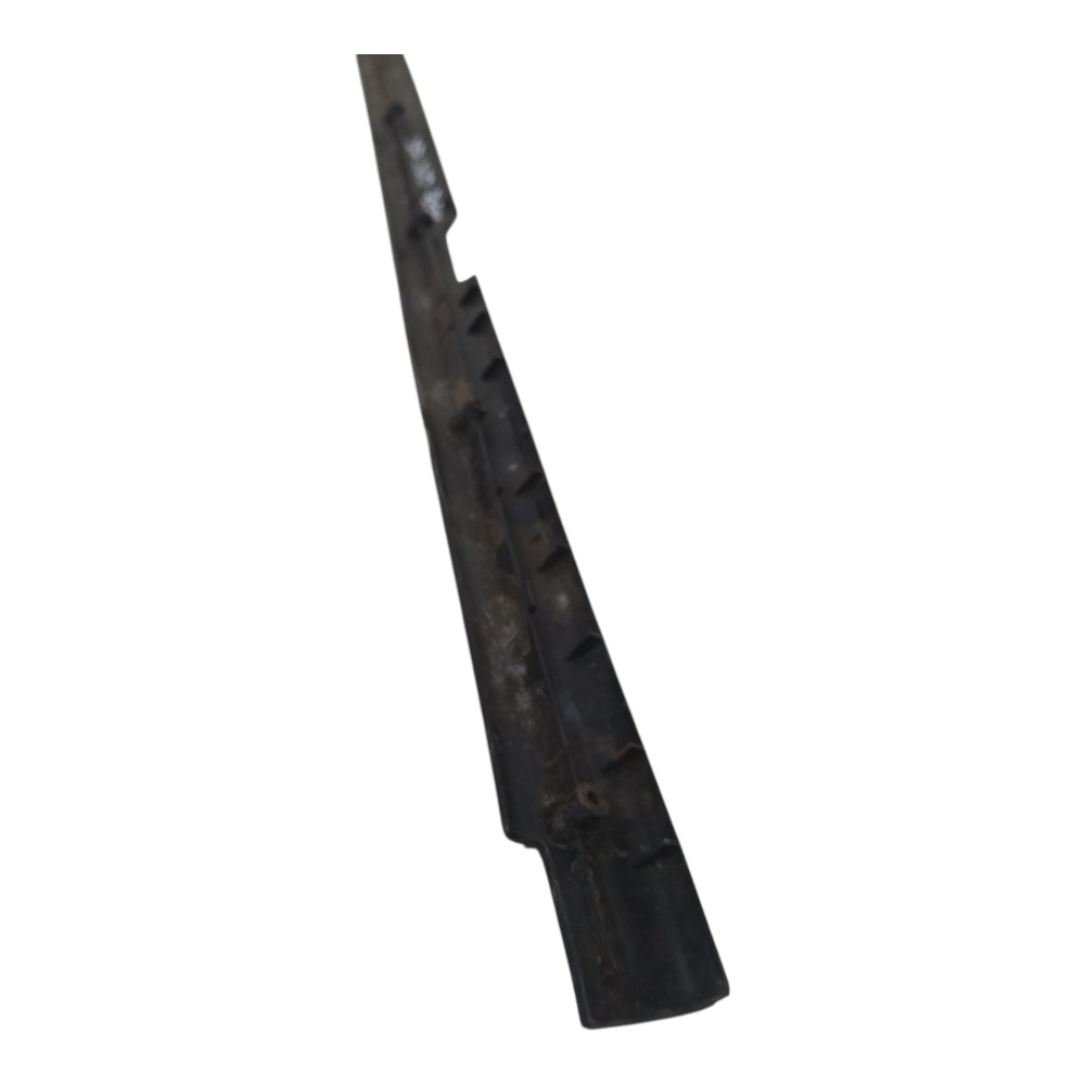 Soleira Porta Dianteira Direita Fiat Uno 1996 1997 98 A 2005 Preto 4