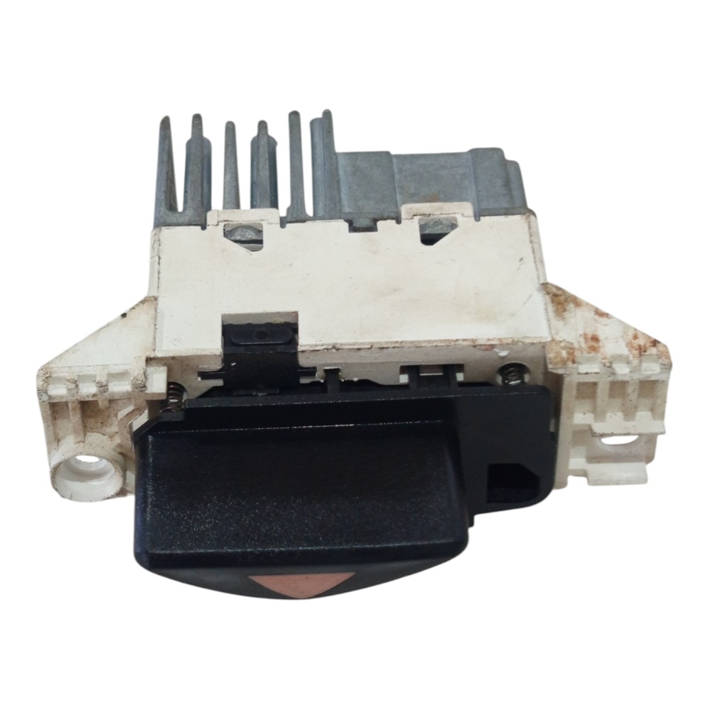 Botão Pisca Alerta Ford Focus 2001 A 2008 3