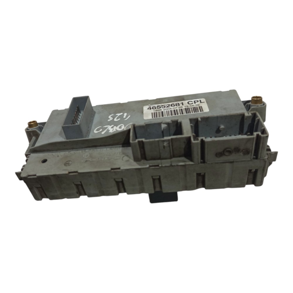 Caixa Fusivel Fiat Doblo 2003 2004 2005 2006 2007 A 2009 4