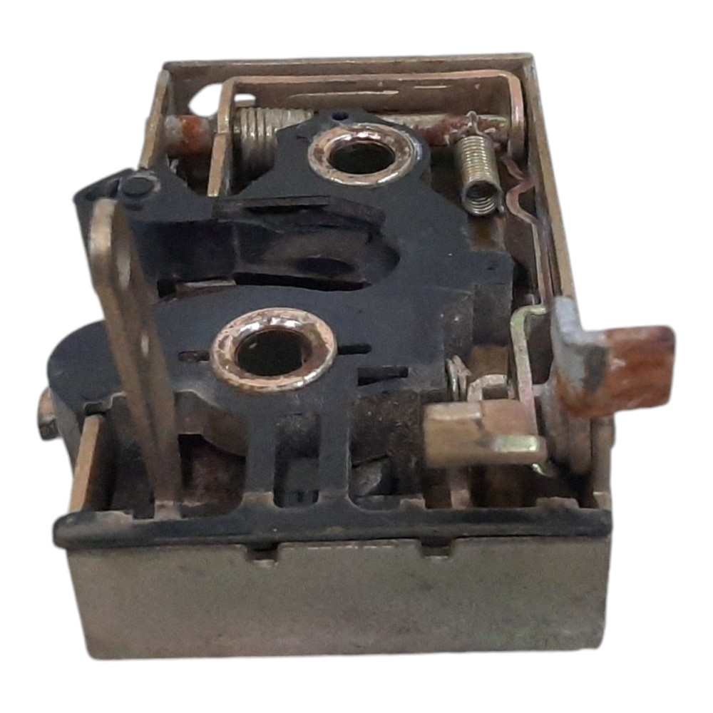 Fechadura Porta Dianteiro Direito Vw Santana 1.8 1988 1990 6