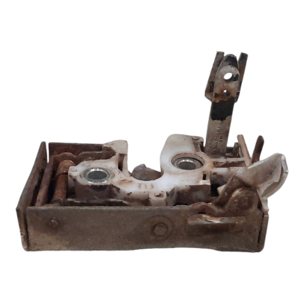 Fechadura Porta Dianteiro Esquerdo Vw Santana 1984 A 1990 4