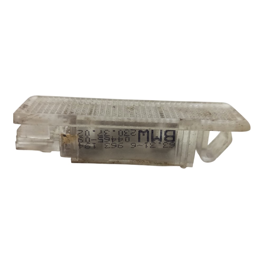 Luz Teto Cortesia Porta Dianteira Le Bmw X5 2000 2001 A 2006 4