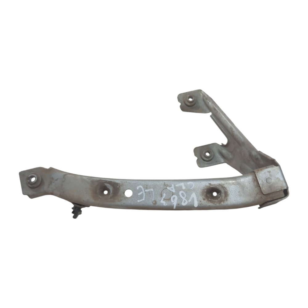 Suporte Guia Fixação Farol Esquerdomercedes Classe A190 03 1